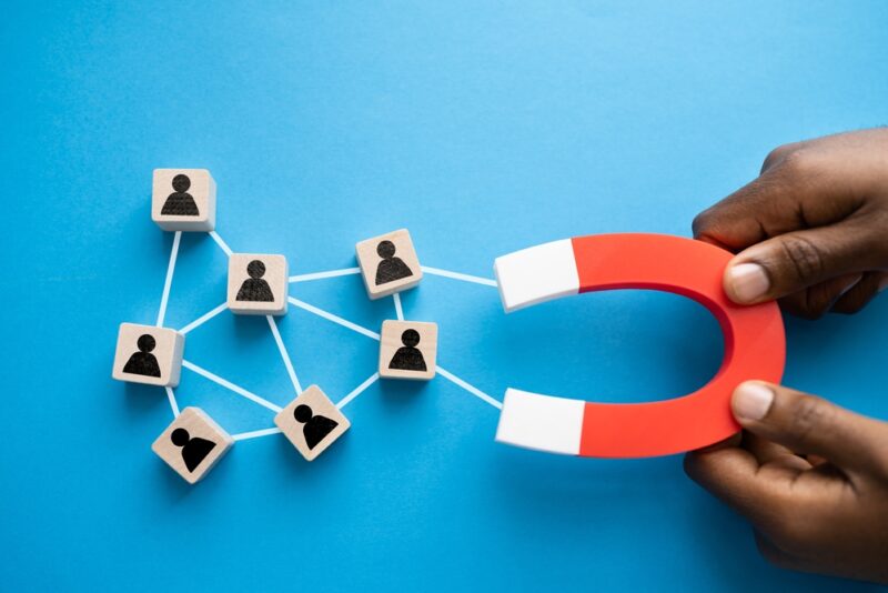 An image representing customer acquisition, which is one of the factors that affects SaaS growth rates.