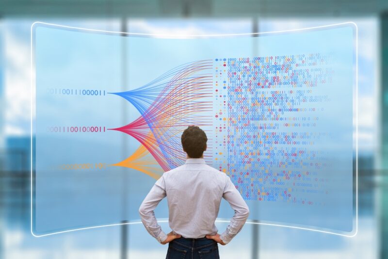 Man using AI and machine learning optimize SaaS LTV