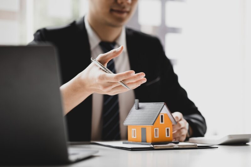 Man explaining real estate investment to a client